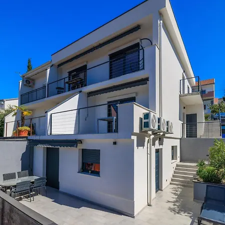 Apartament Suzy Dramalj